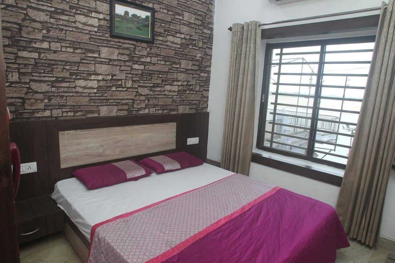 Alakhnanda Guest House Varanasi Exterior foto